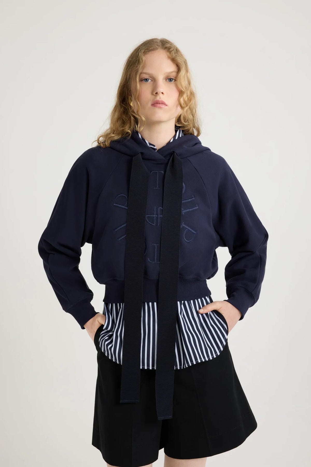 Navy Black