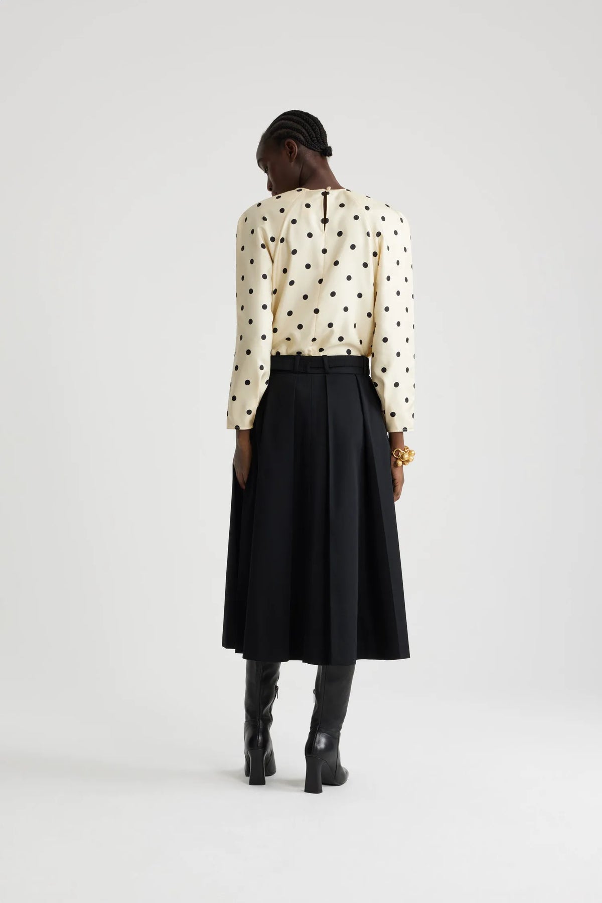Angora Dots